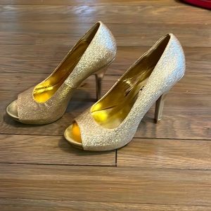 Gold peep toe party shoes